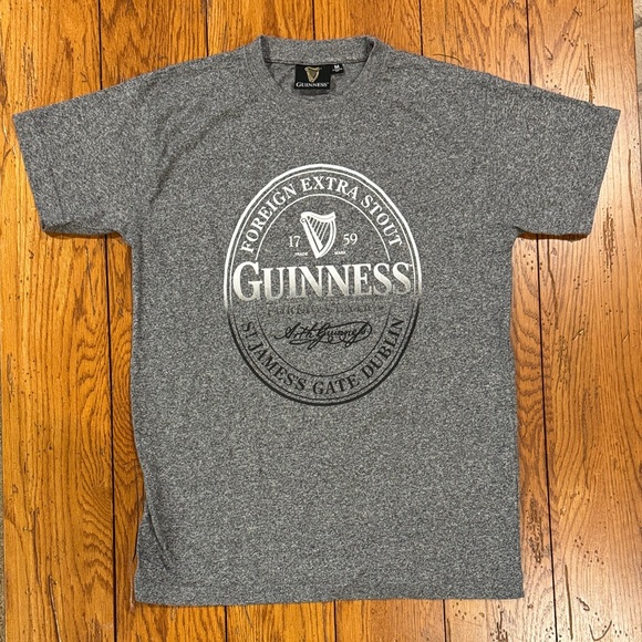 Guinness Charcoal Gray Short Sleeve T-Shirt - Picture 1 of 4